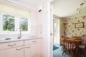 KITCHEN- click for photo gallery